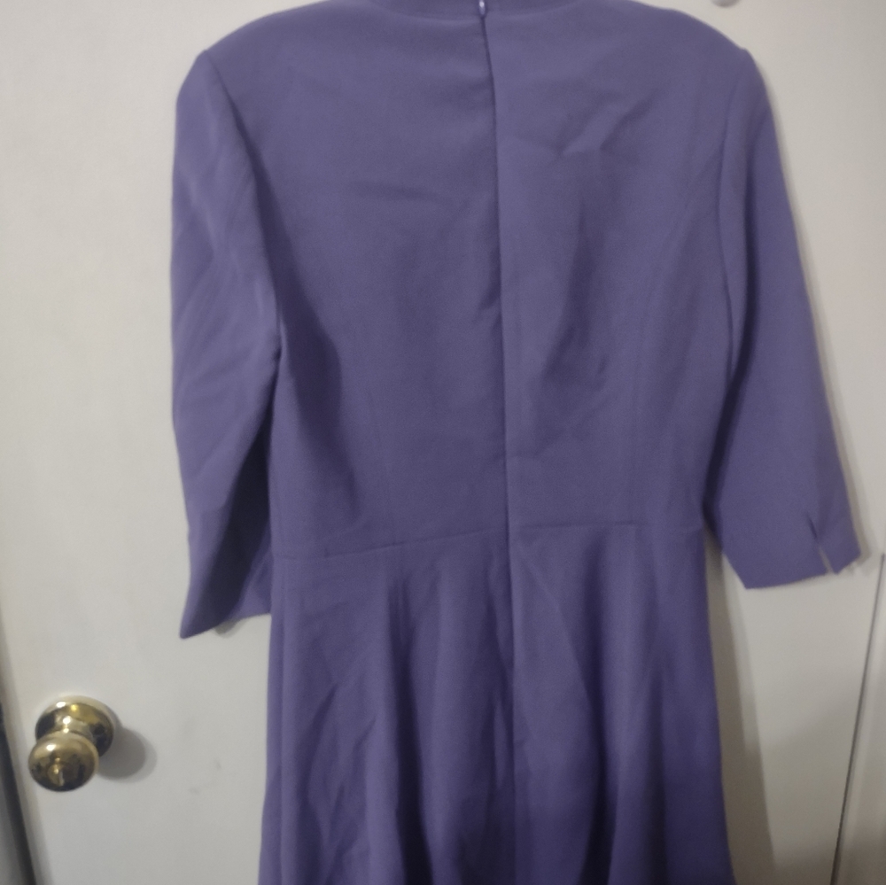 Elegant Purple Women's Dress - Picture 3 of 3